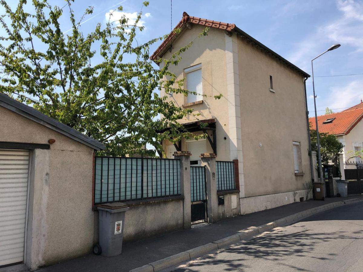 Alloappartmeuble_Topaze Houilles Εξωτερικό φωτογραφία