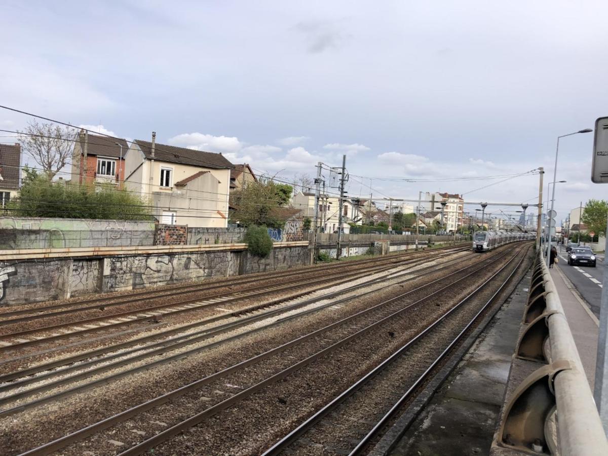 Alloappartmeuble_Topaze Houilles Εξωτερικό φωτογραφία